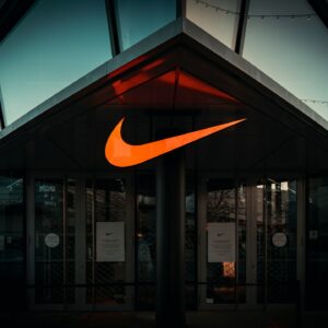 Nike - varaiable